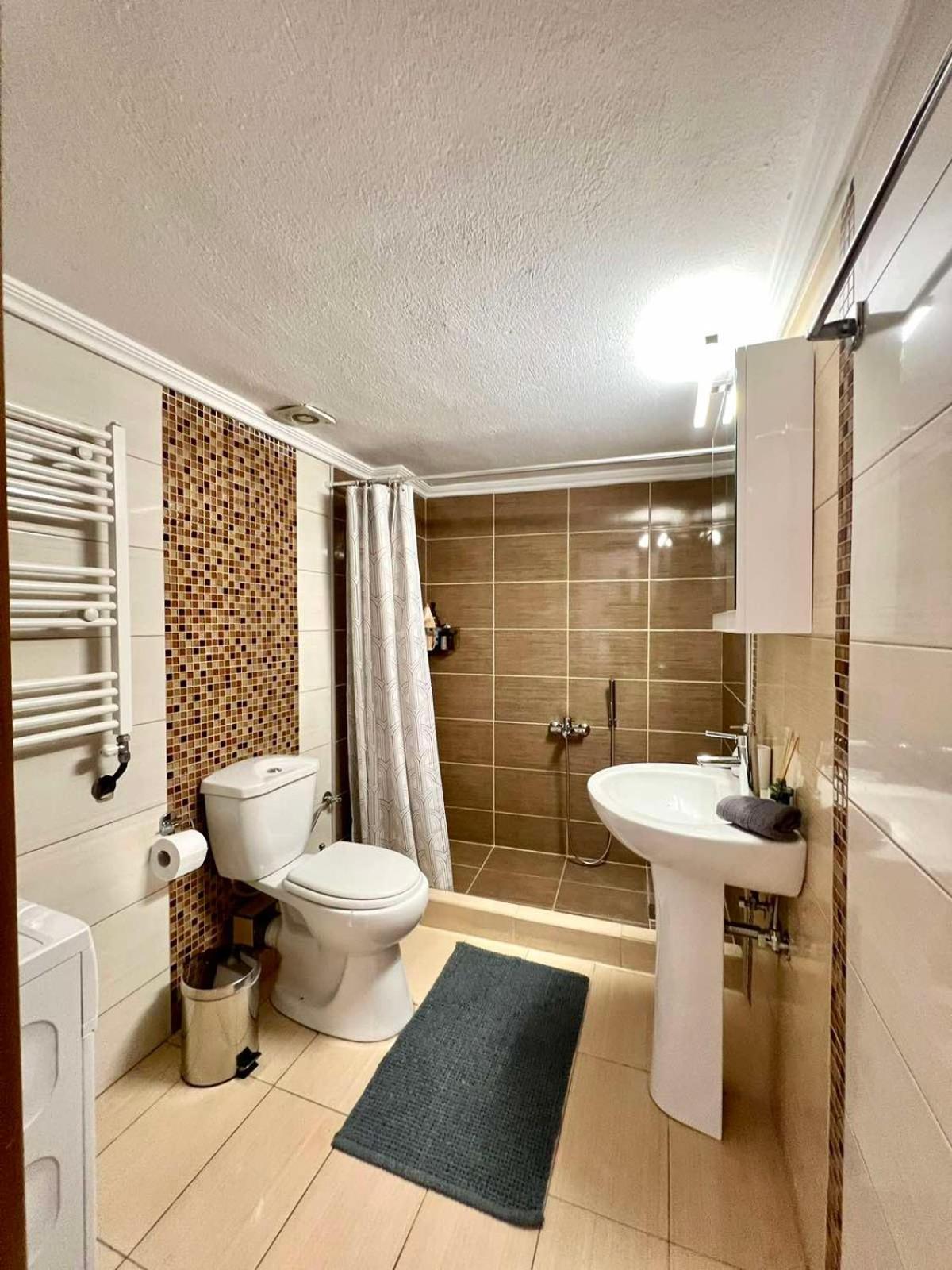 P Deluxe Suites Β4 Néa Mihanióna Kültér fotó