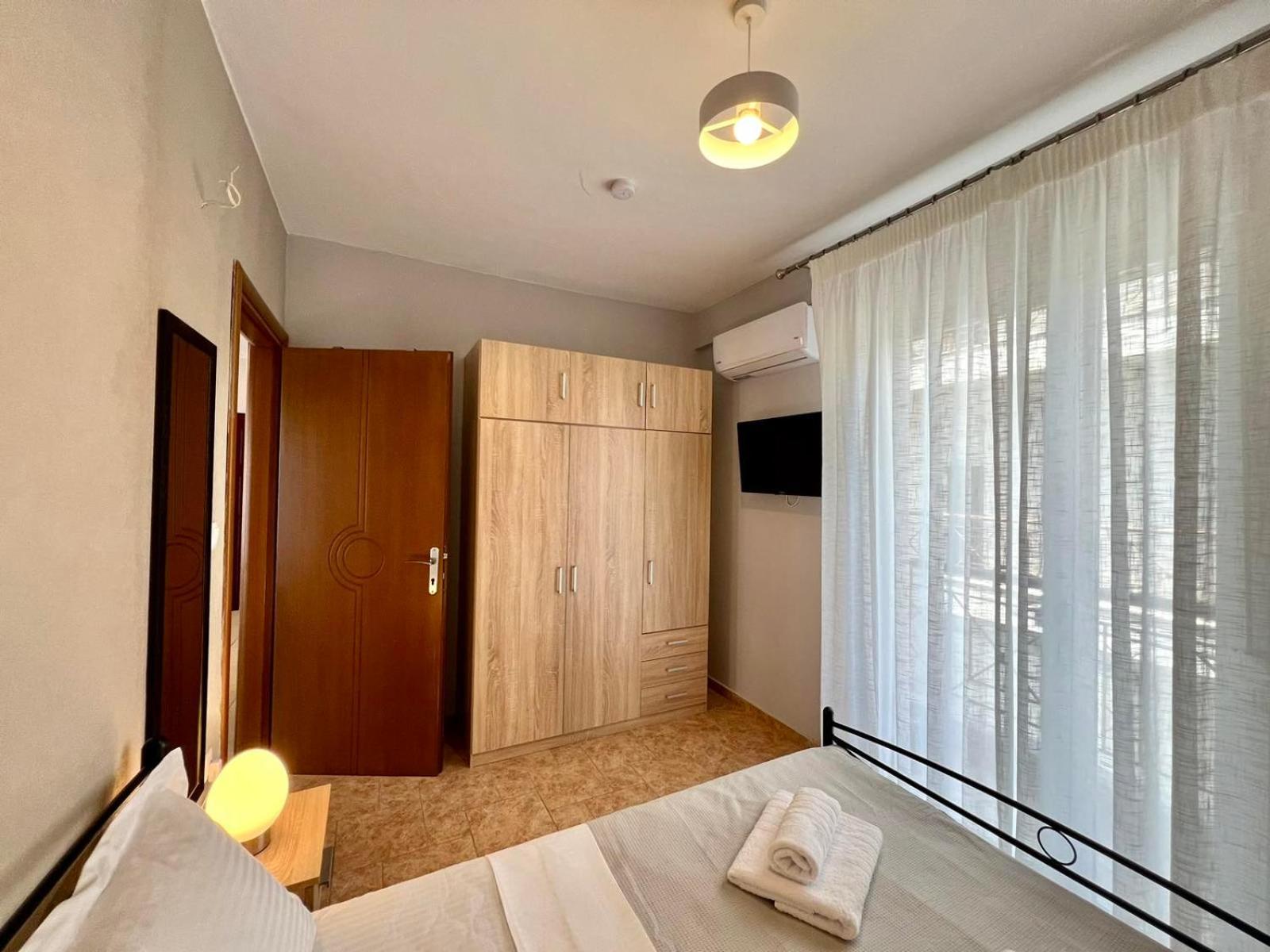 P Deluxe Suites Β4 Néa Mihanióna Kültér fotó